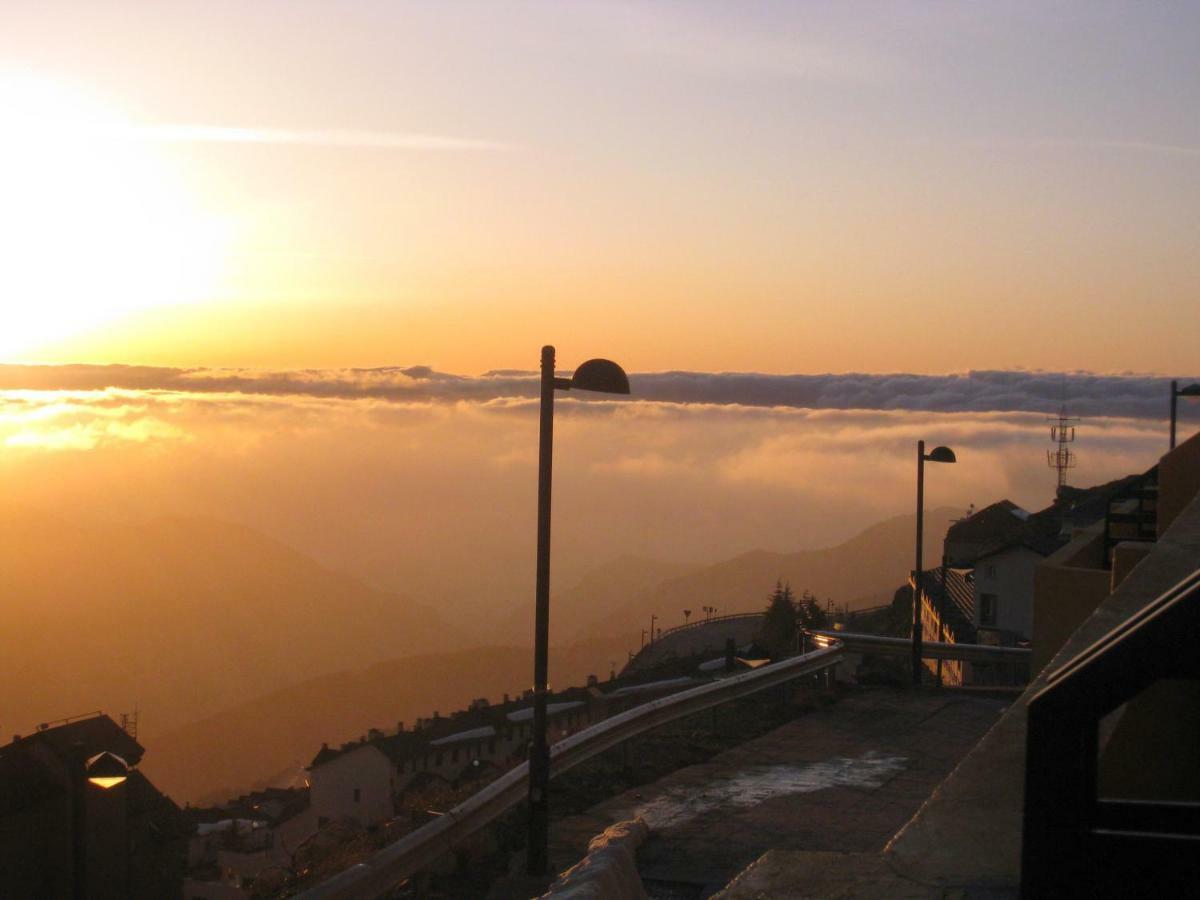 Comfortable Ski Apartment Close To Slopes And Chairlift Wifi&Parking Sierra Nevada Exterior photo